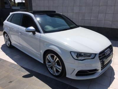 2014 Audi S3 Sportback S-Tronic