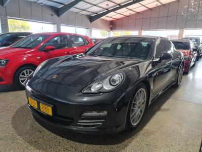 2011 Porsche Panamera 4S