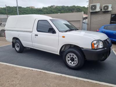 Nissan NP 300 2.0i Mid S/cab
