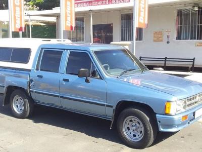 1998 TOYOTA HILUX 2.2 SR D/CAB